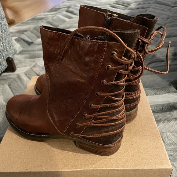 Rebels Lace-Up Back Low-Heeled Booties Brown Size 38 / US 8 - Picture 6 of 10